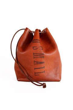 【25SS予約受付中｜12/17まで】LEATHER MAIL PURSE BAG - MEDIUM | 巾着バッグ (ミディアム)