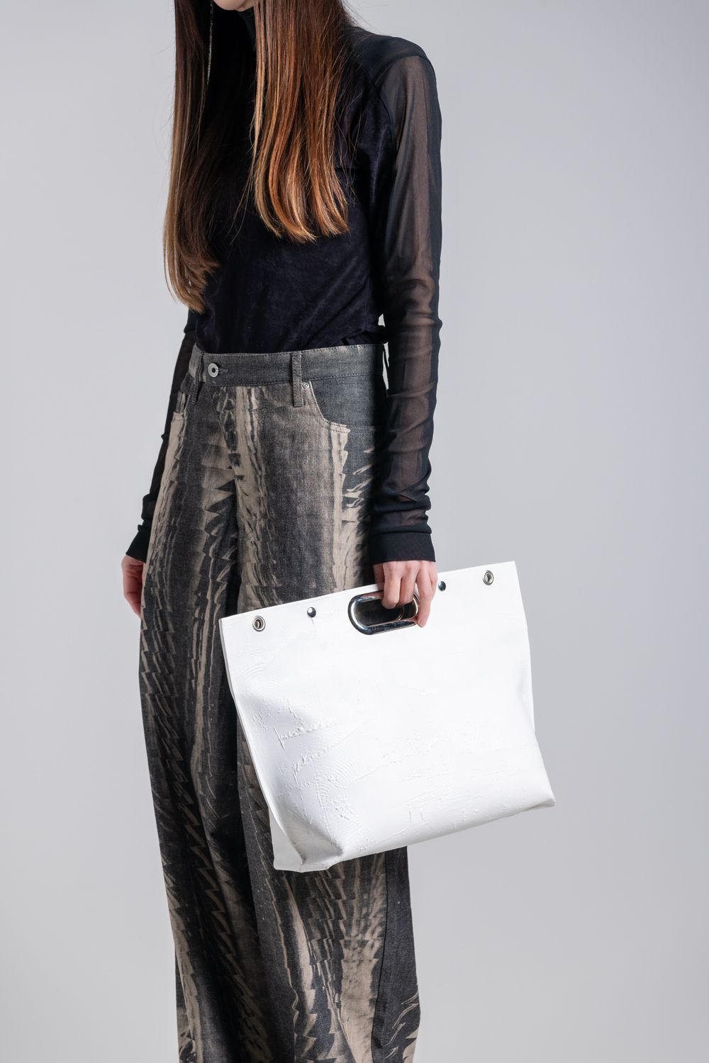 【お取り寄せ可能】壁クラッチ／ショルダー L・ヨコナガ [ホワイト] / w25-05-wh