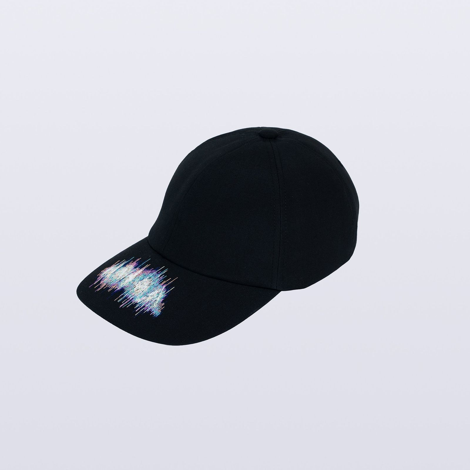 Winker Embroidery Cap [black]