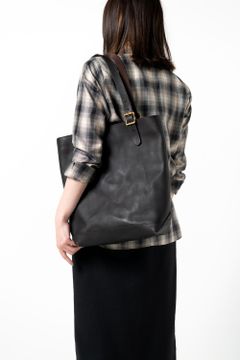 【25SS予約商品】LEATHER TRAVEL TOTE BAG - HEIGHT [BLACK] | トラベル トートバッグ (ハイト) / ブラック