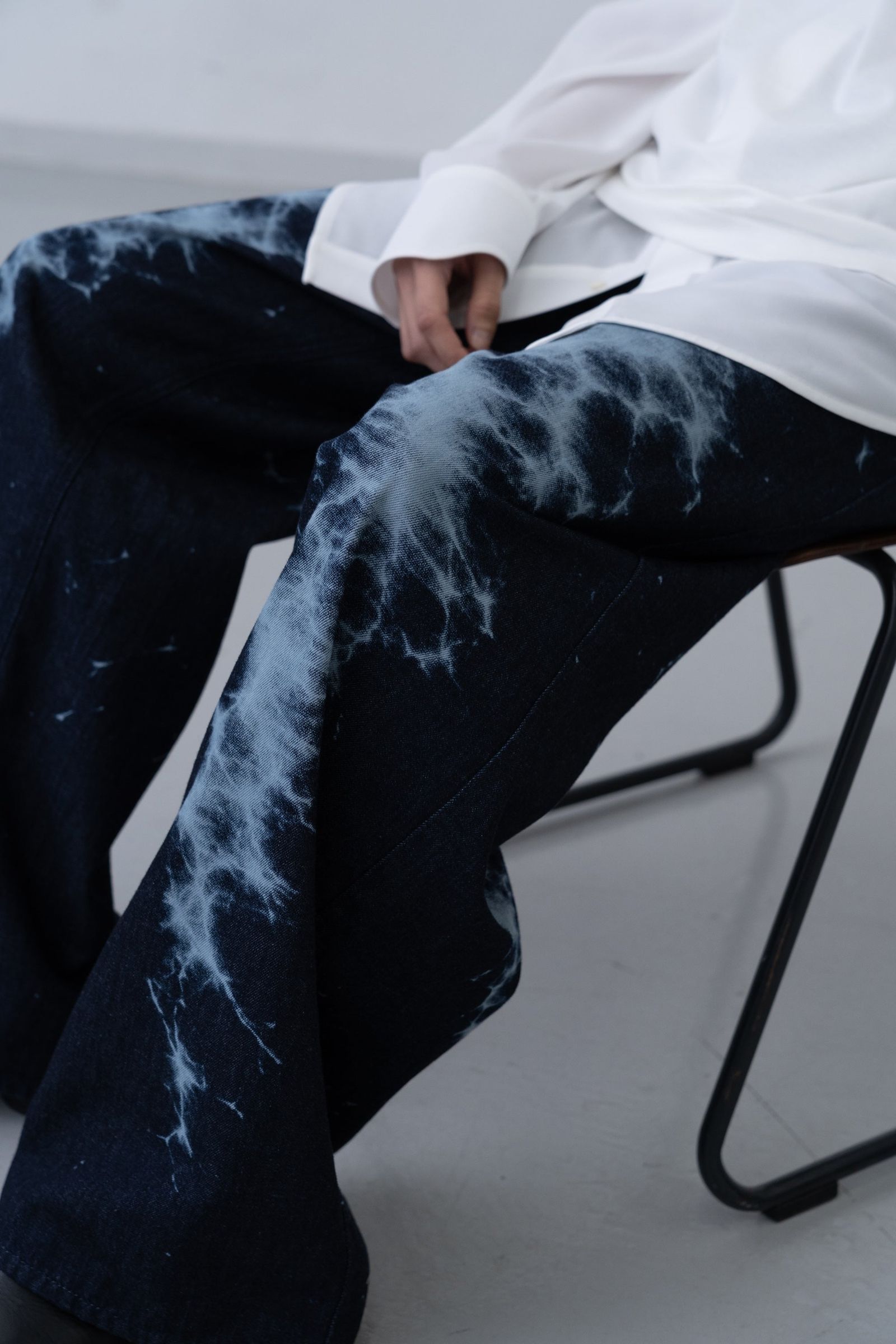 Caustics Bleach Denim [navy]