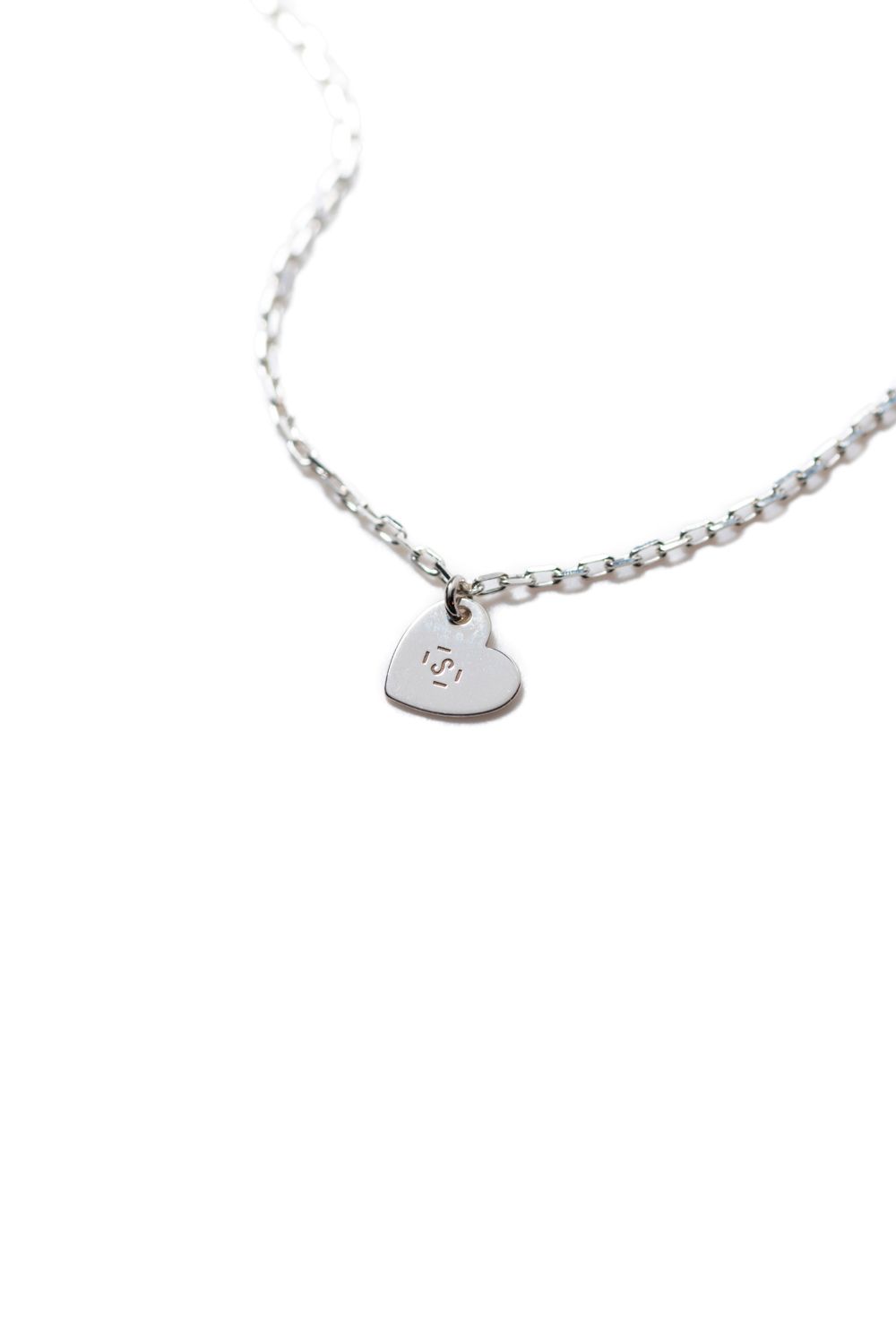 【お取り寄せ可能】BE QUIET (HEART) / ビークワイエット (ハート) [ STERLING SILVER ]