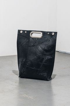 【お取り寄せ可能】壁クラッチ／ショルダー L・タテナガ [ブラック] / w25-04-bk