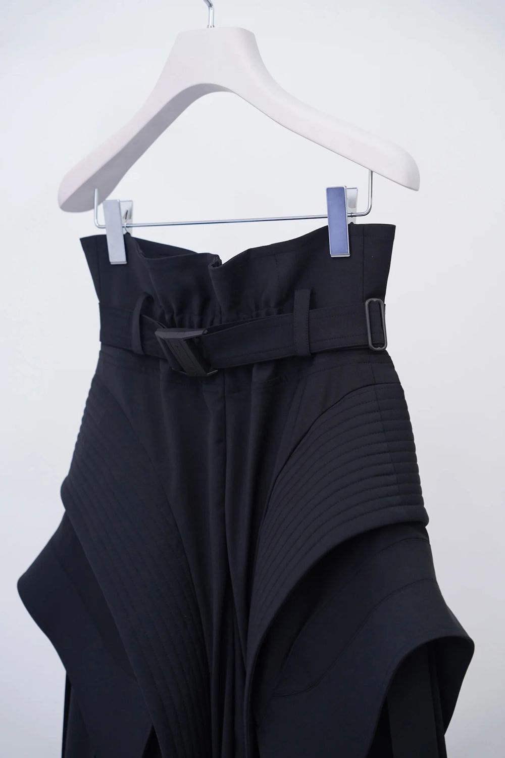 【26SS / 予約受付中】Atlantis Pleats Trousers [black] - アトランティスプリーツトラウザーズ [ブラック] / SS26BT10