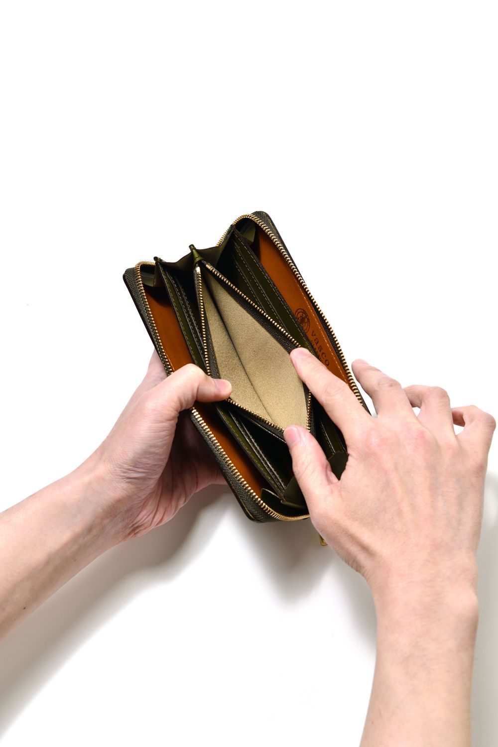 【ラスト1点】LEATHER VOYAGE ROUND ZIP LONG WALLET [VERDE] | ロングウォレット (ラウンドジップ) / オリーブ