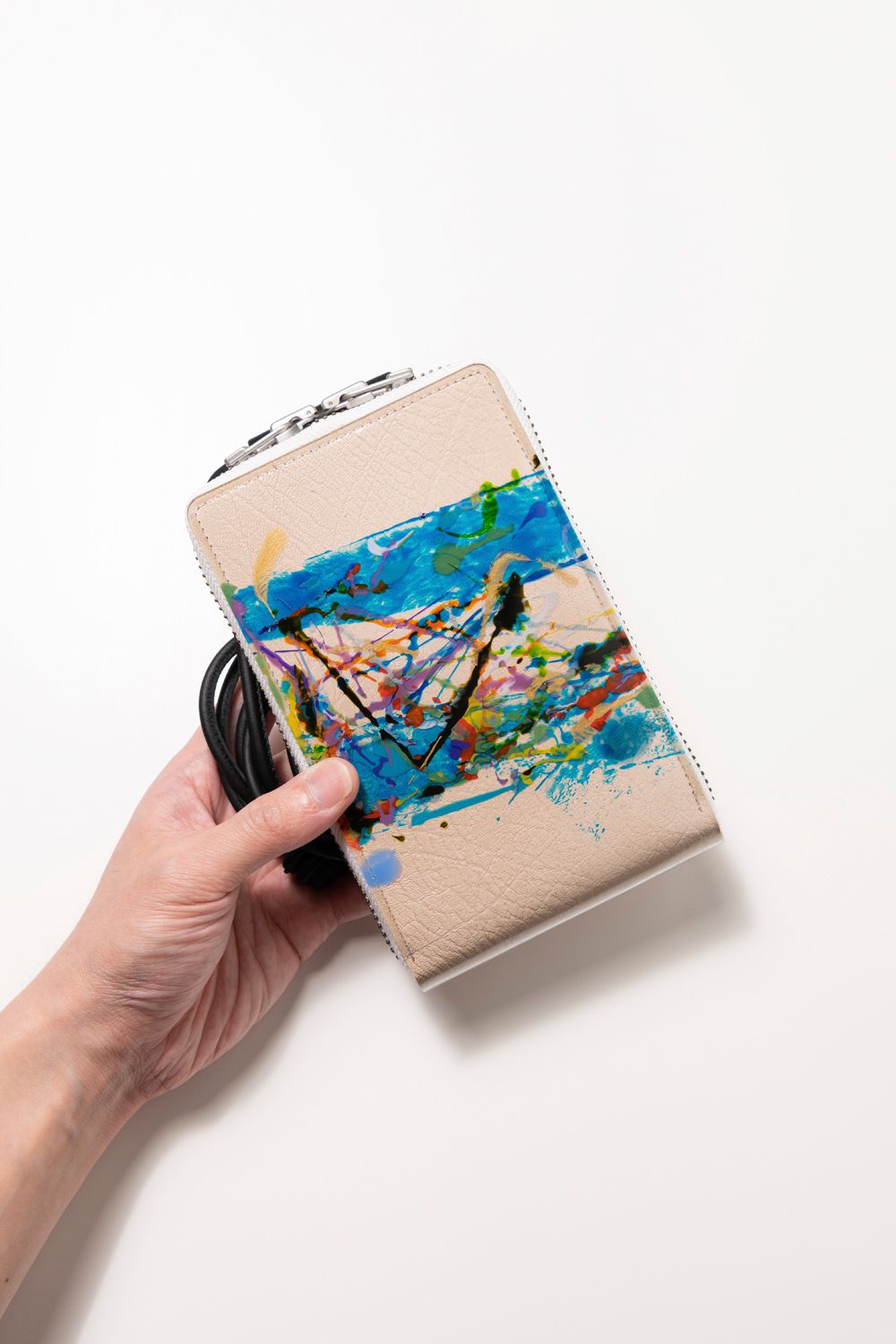PAINT SHOULDER WALLET [NUME×BLACK CODE] / ペイントショルダーウォレット [ヌメ×ブラックコード]