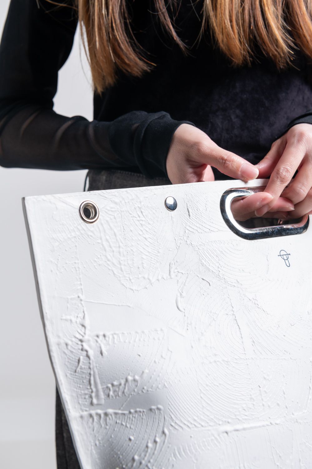 【お取り寄せ可能】壁クラッチ／ショルダー L・ヨコナガ [ホワイト] / w25-05-wh