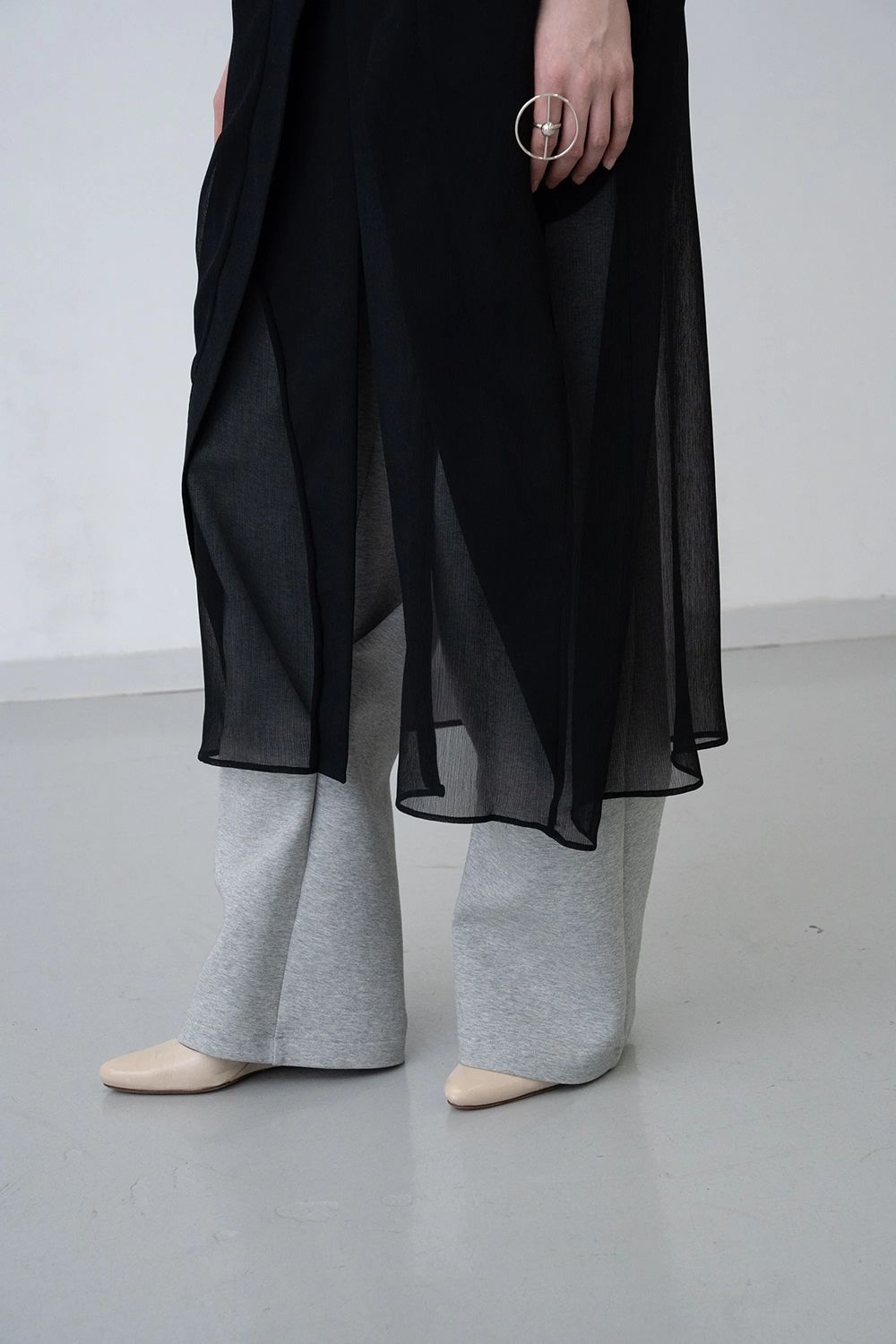 【26AW / 予約受付中】Winker Sheer Gown [black] - ウィンカーシアーガウン [ブラック] / FW26RO02