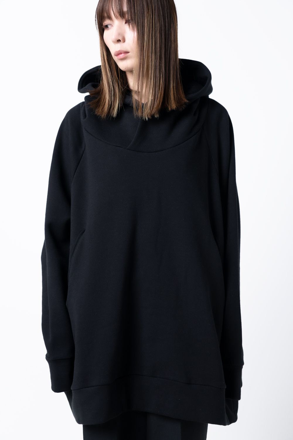 【23AW】pullover hoody [BLACK] - プルオーバーフーディ [ブラック] / vuy-a23-k05