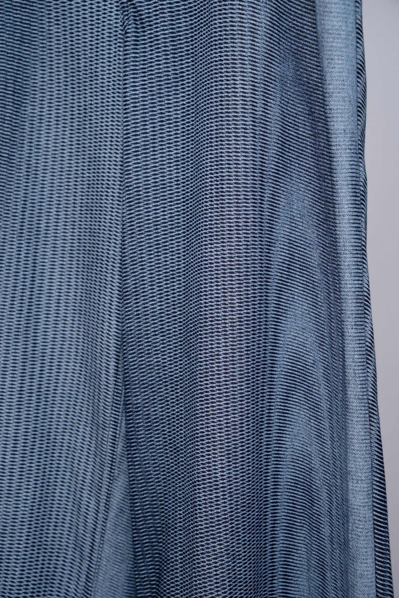 Mirage Bleach Slash Denim [navy]