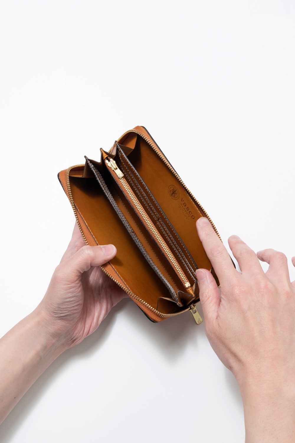 LEATHER VOYAGE ROUND ZIP LONG WALLET [MEAL] Type-B | ロングウォレット (ラウンドジップ) / キャメル