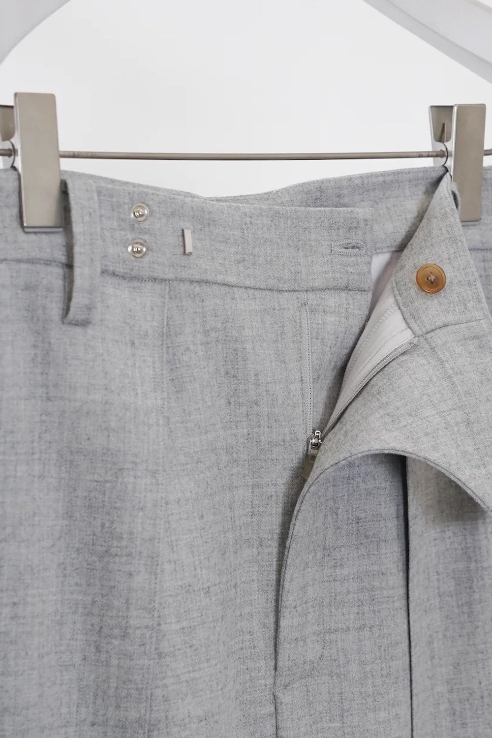 【アーカイブ展 / 1.18まで】Cocoon Organ Trousers [grey] - コクーンオルガントラウザーズ [グレー] / FW24BT01