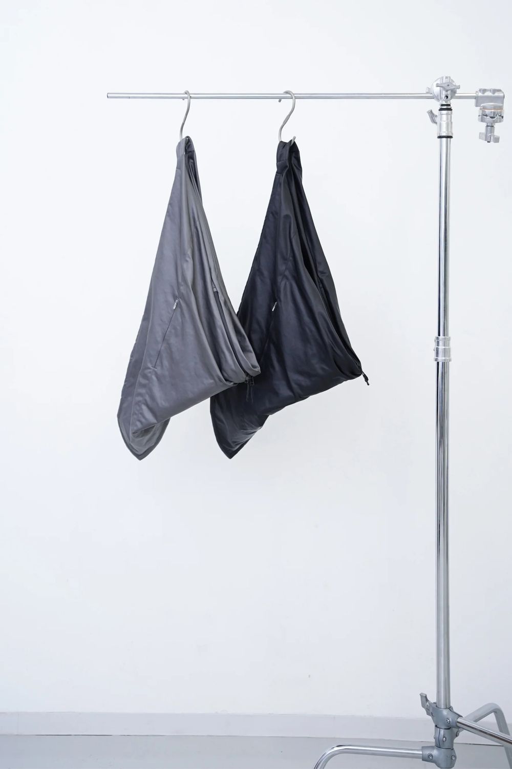 【26SS / 予約受付中】Tri Bag LT [charcoal] - トライバッグLT [チャコール] / SS26AC01