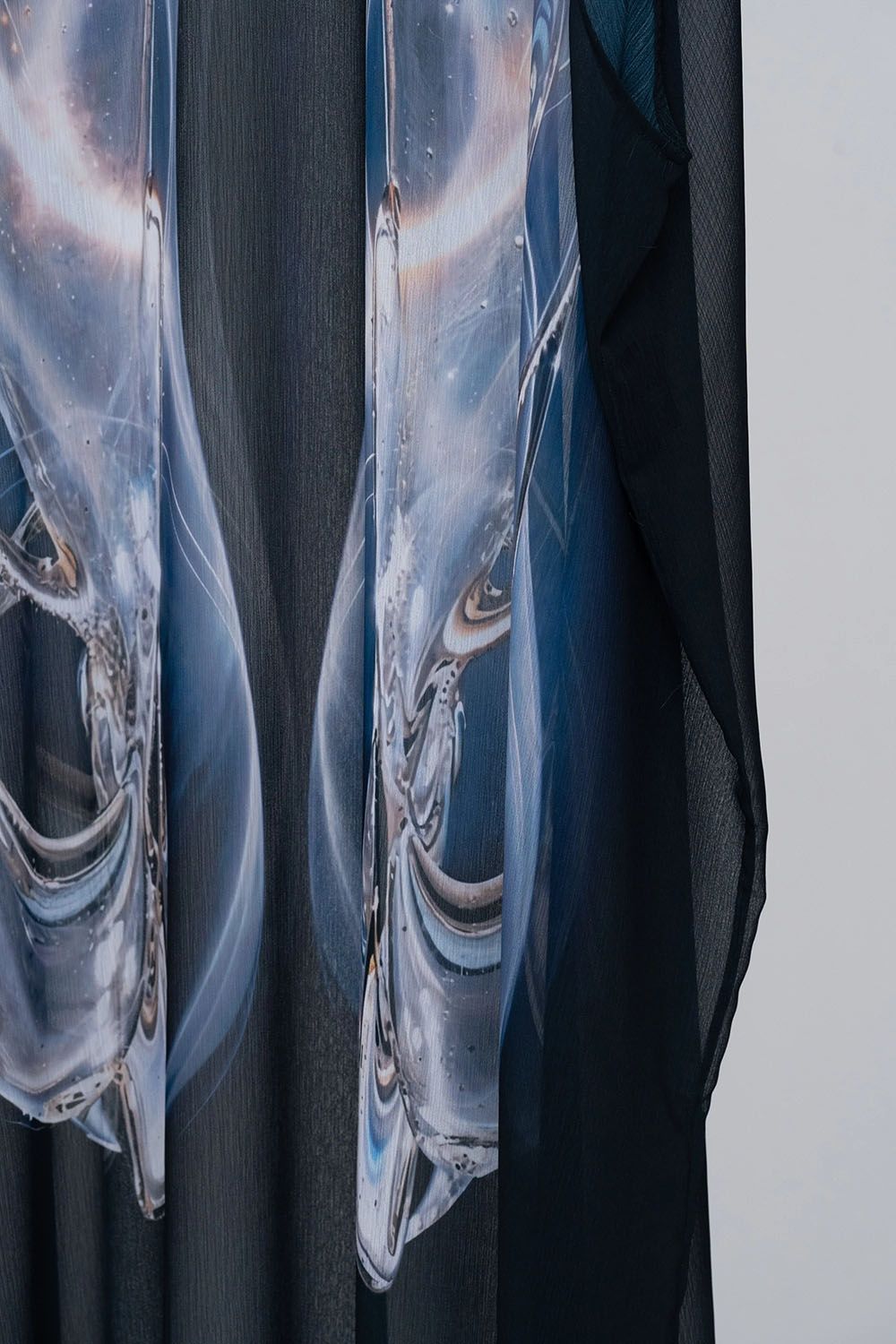 【26AW / 予約受付中】Sphere Sheer Robe [black] - スフィアシアーローブ [ブラック] / FW26RO01