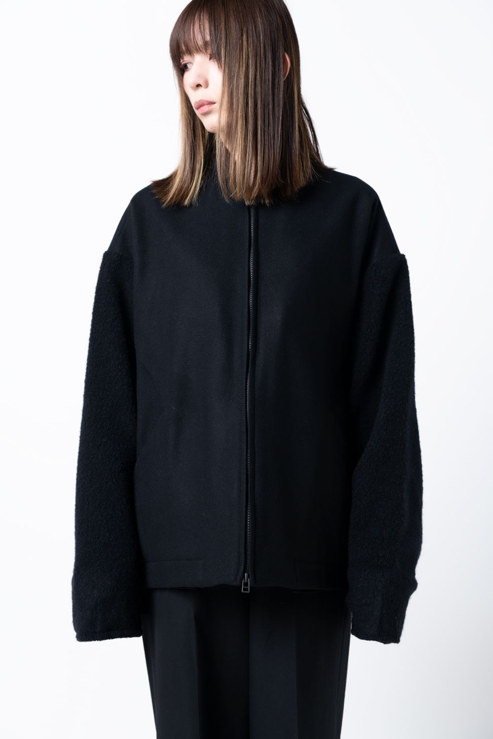 【23AW】stand collar blouson [BLACK] - スタンドカラーブルゾン [ブラック] / vu-a23-b18