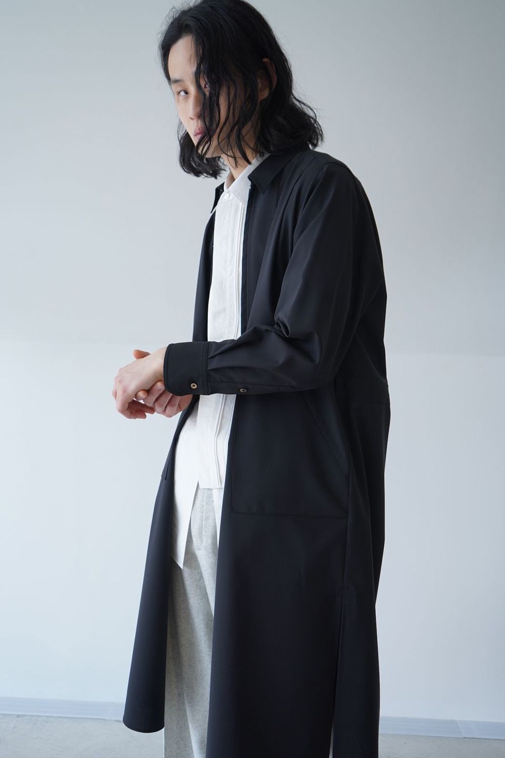 HATRA - 【ラスト1点 / 22AW】Window Over Shirt [BLACK] - ウィンドウ