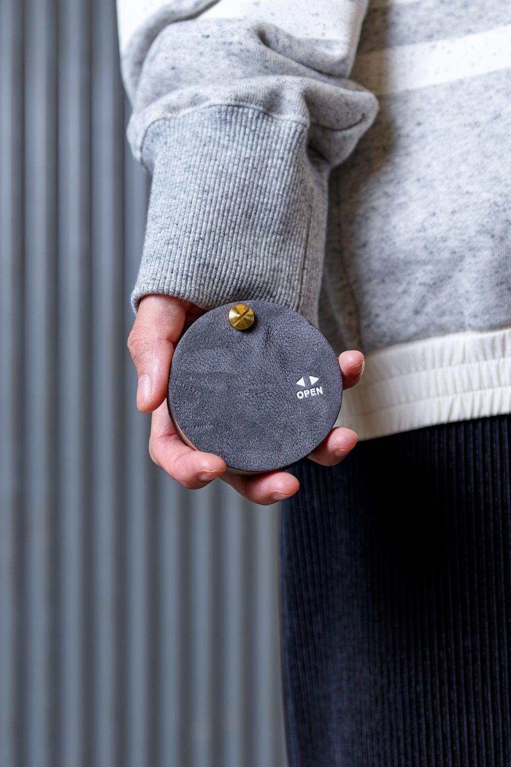KEY CASE [GREY] / キーケース [グレー]