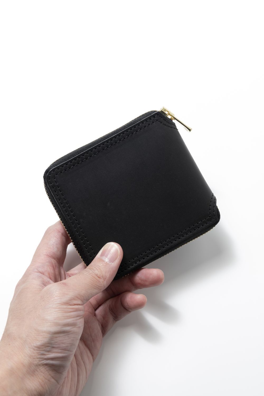 vasco - 【25SS予約商品】レザーボヤージュラウンドジップ