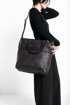 【完売 / 25SS予約商品】LEATHER NELSON 2WAY BAG [BLACK] | ショルダーバッグ/ トートバッグ (2Way) / ブラック