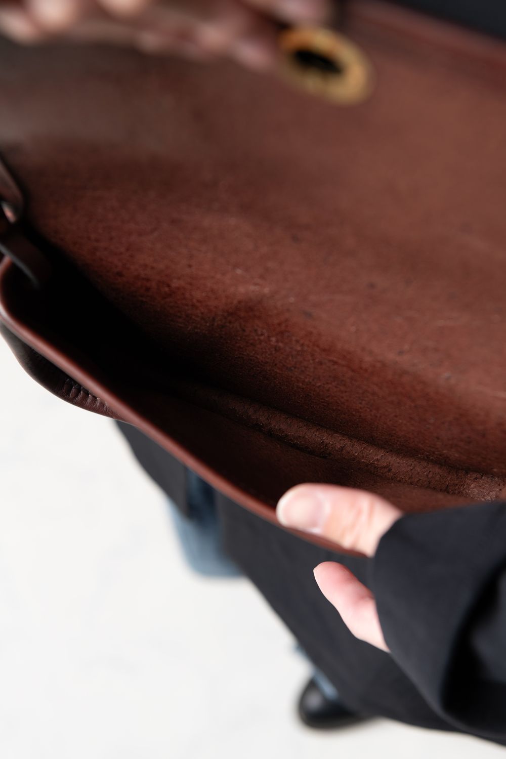 【ラスト1点 / 25SS】LEATHER CARRY SHOULDER BAG [BROWN] | レザーミニショルダーバッグ / ブラウン