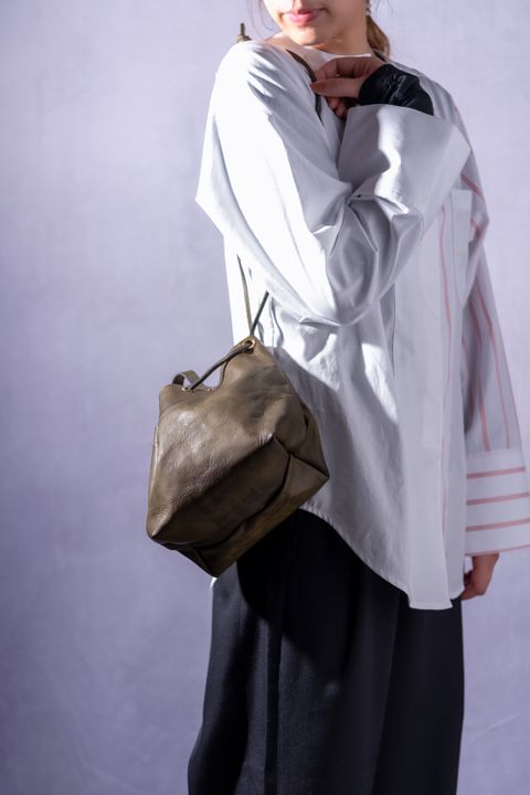 LEATHER MAIL PURSE BAG - SMALL [OLIVE]｜レザーメールパースバッグ - スモール / オリーブ