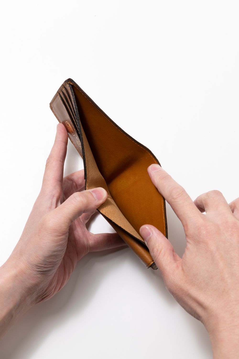 【ラスト1点 / 24AW】LEATHER VOYAGE SHORT WALLET [MEAL] | ショートウォレット (二つ折り) / キャメル