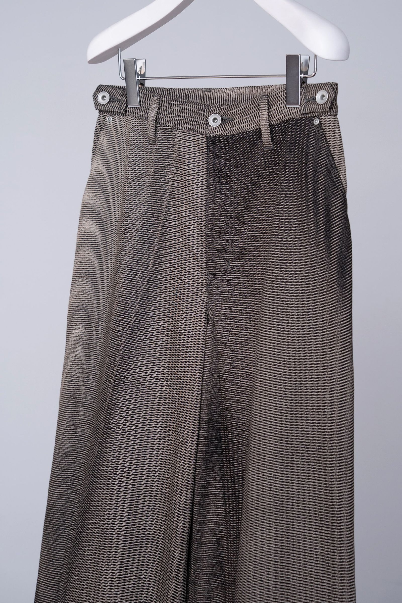 Mirage Bleach Slash Denim [black]