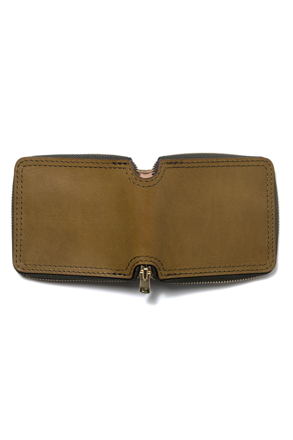 【25SS予約商品】レザーボヤージュラウンドジップショートウォレット [オリーブ] / LEATHER VOYAGE ROUND ZIP SHORT WALLET [VERDE]