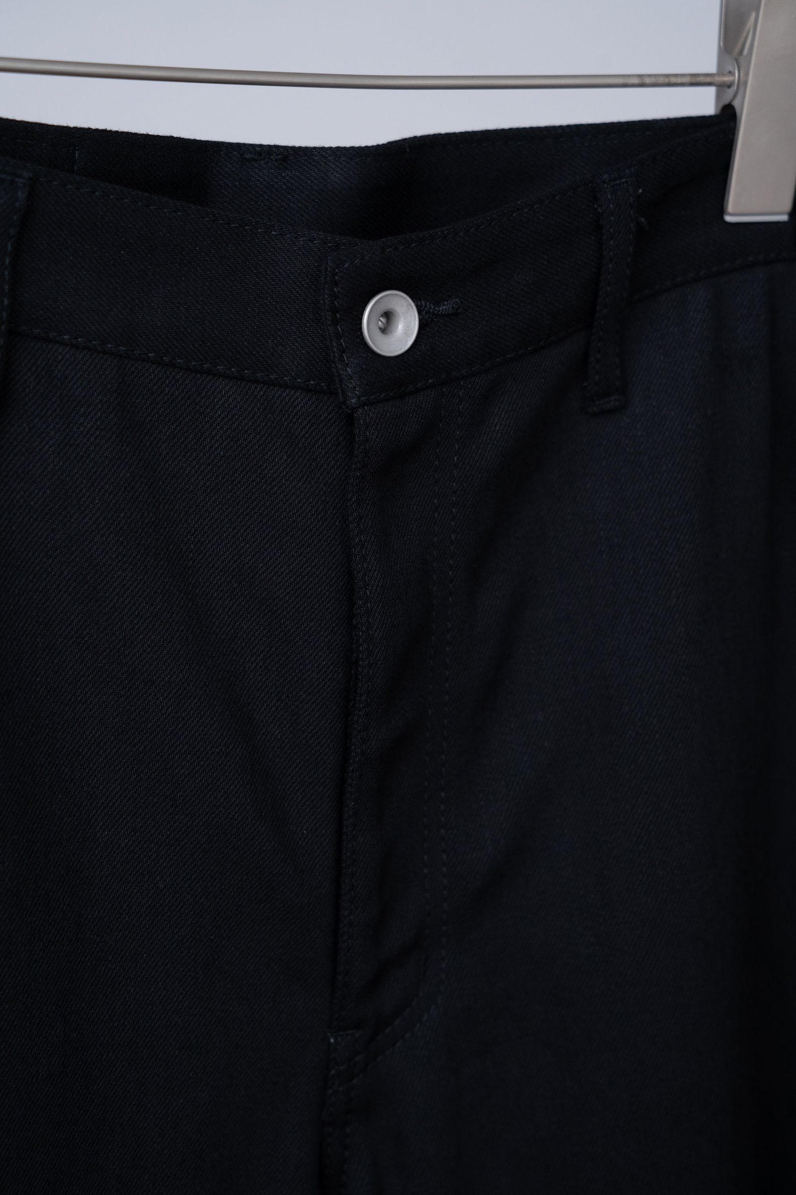 Slash Solid Denim [black]