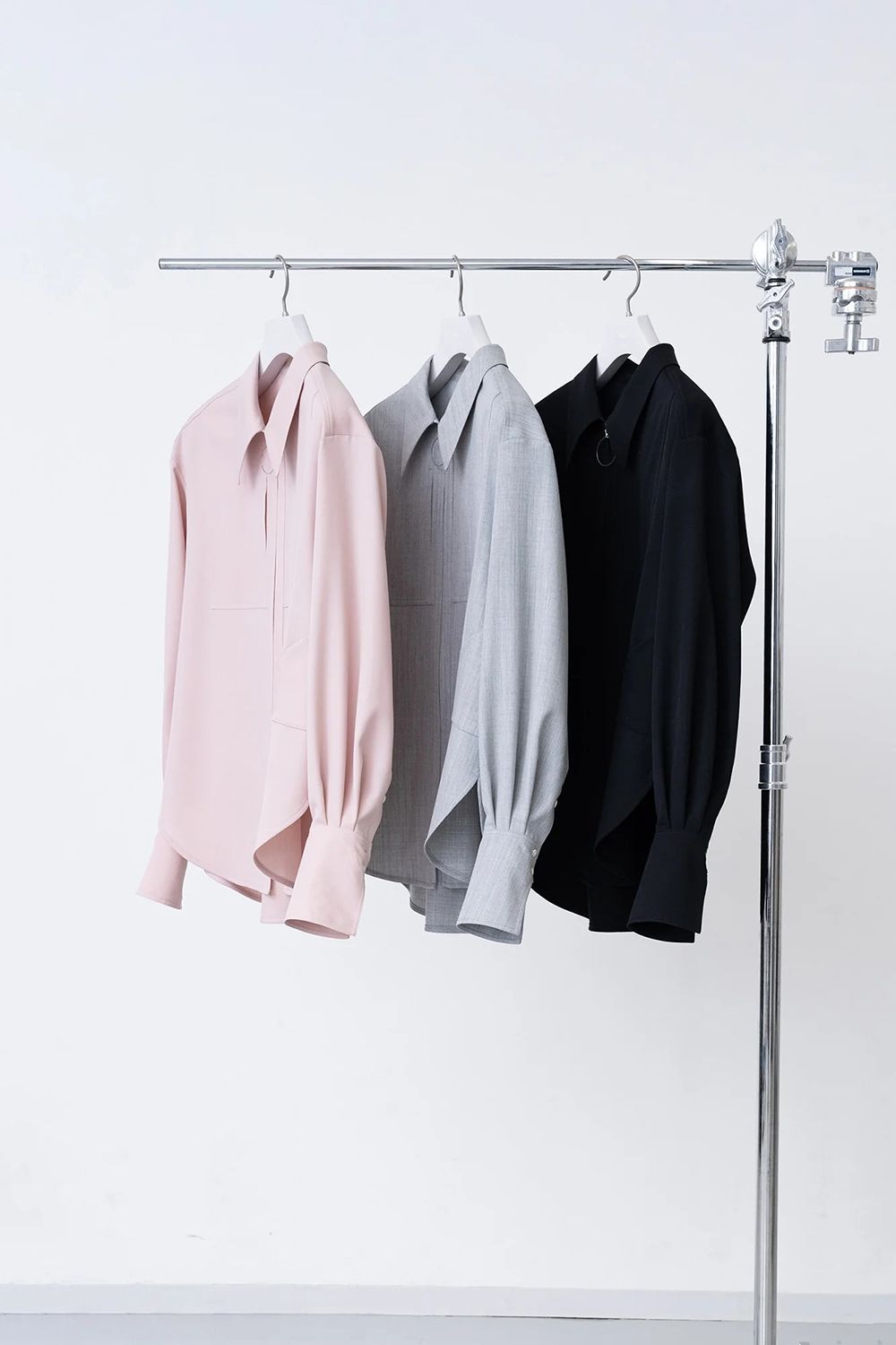 【26AW / 予約受付中】O Blouse [black] - オーブラウス [ブラック] / FW26SH02