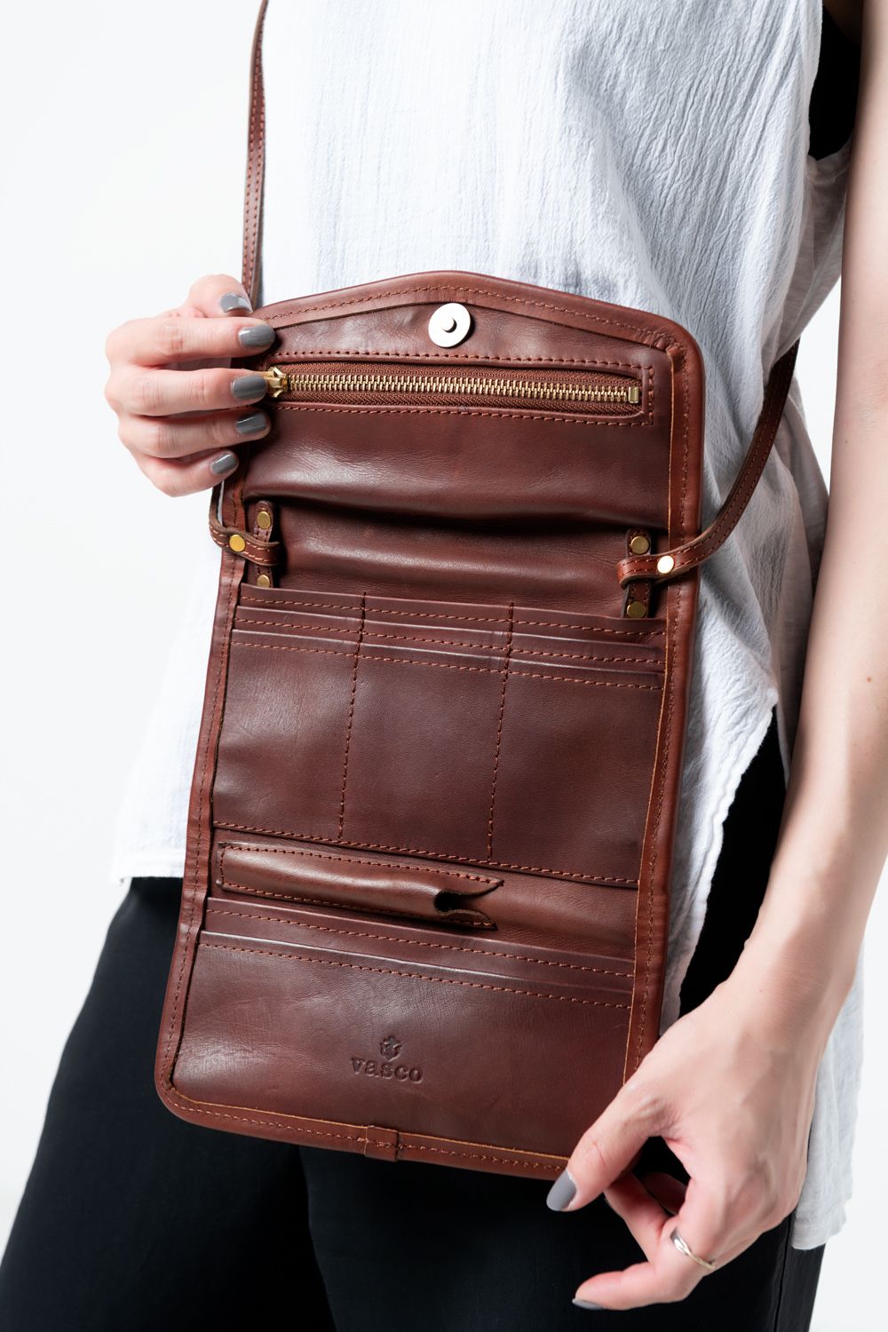 レザーワンダーマネーバッグ [キャメル] / LEATHER  WANDER MONEY BAG [CAMEL]