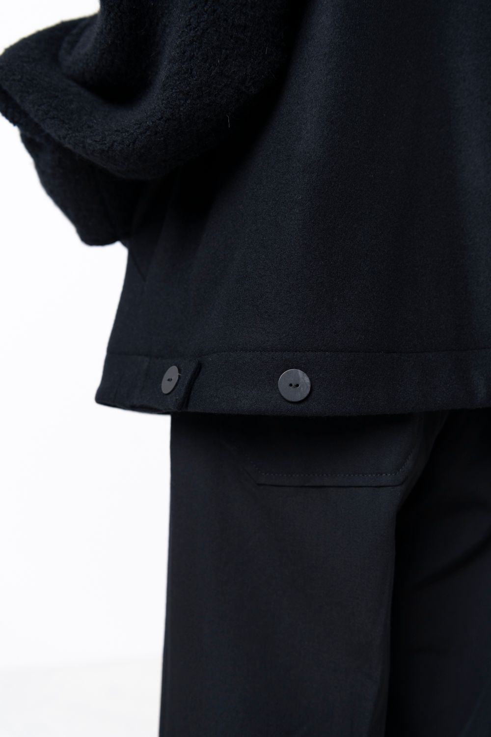 【23AW】stand collar blouson [BLACK] - スタンドカラーブルゾン [ブラック] / vu-a23-b18
