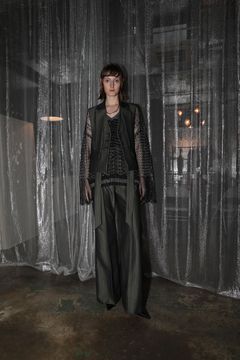 【ラスト1点 / 24SS】へリンボンピンタックパンツ [Graige,Yellowblack]
