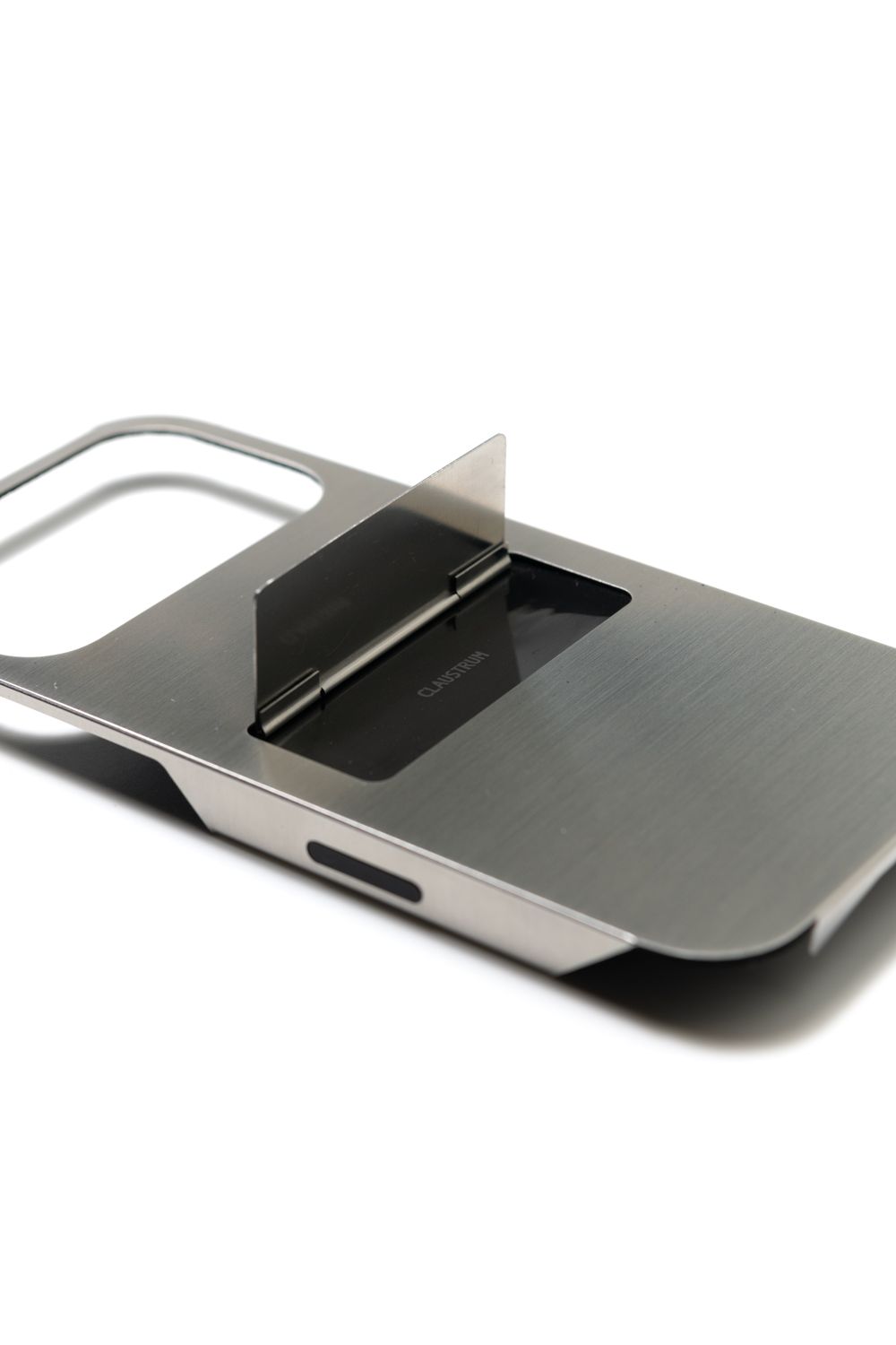 【iPhone17Pro対応】FLAP series / HAIR LINE [ヘアーライン] / スタンド付きiPhone17Proケース