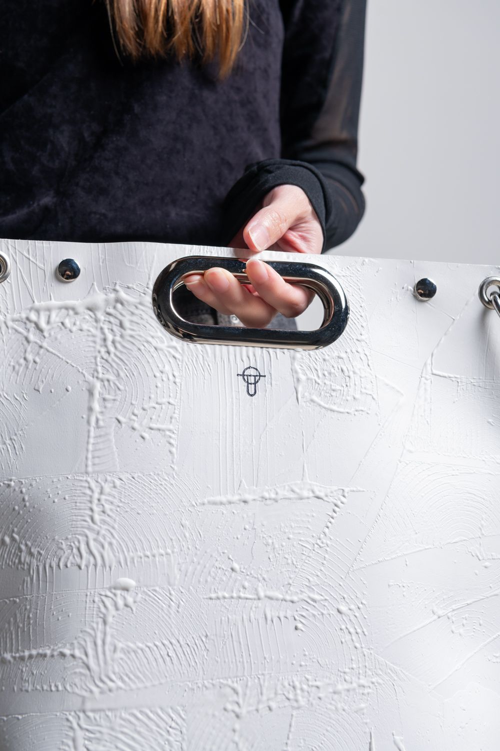 【お取り寄せ可能】壁クラッチ／ショルダー L・タテナガ [ホワイト] / w25-04-wh