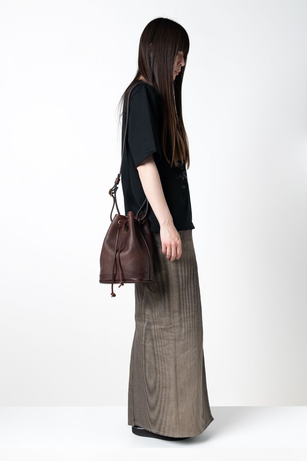 【ラスト1点 / 25SS】LEATHER WANDER PURSE BAG -SMALL [BROWN] / レザーミニショルダーバッグ [ブラウン]