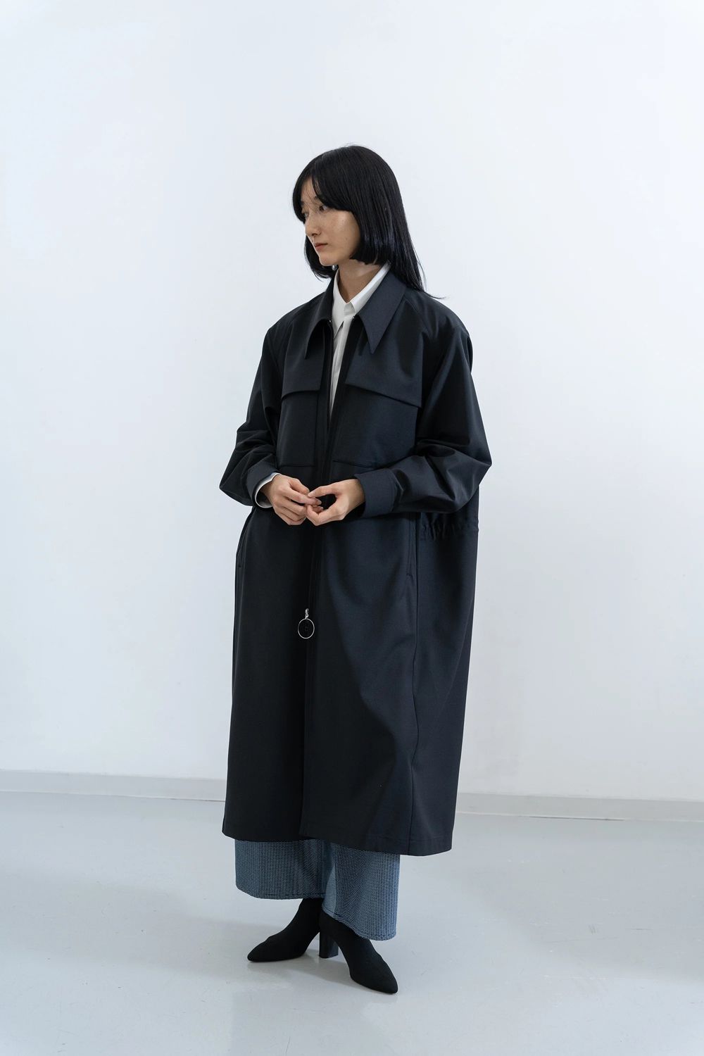 【アーカイブ展 / 1.18まで】Window Over Coat [black] - ウィンドウオーバーコート [ブラック] / SS25OU02