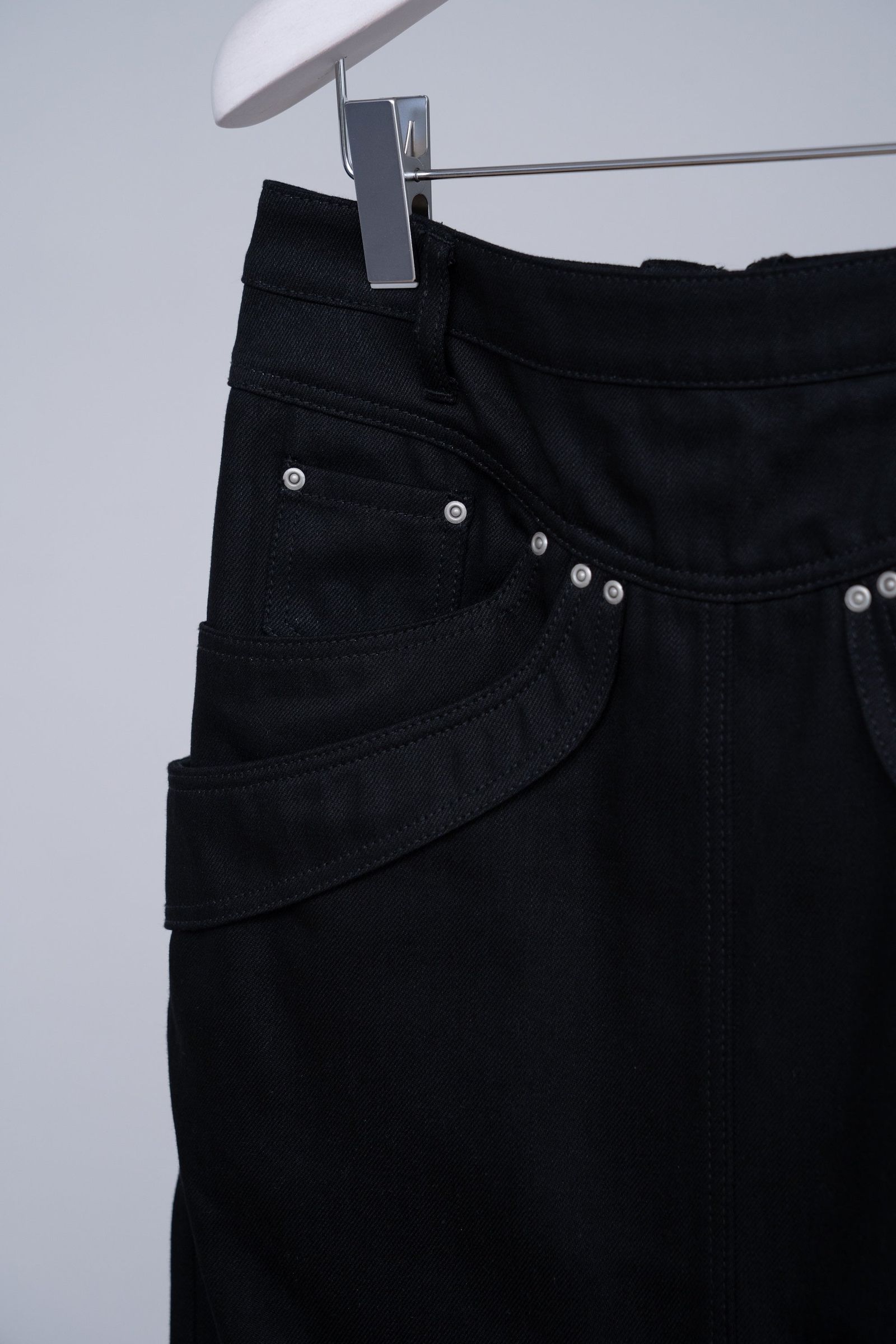 Refrain Denim Skirt [black]