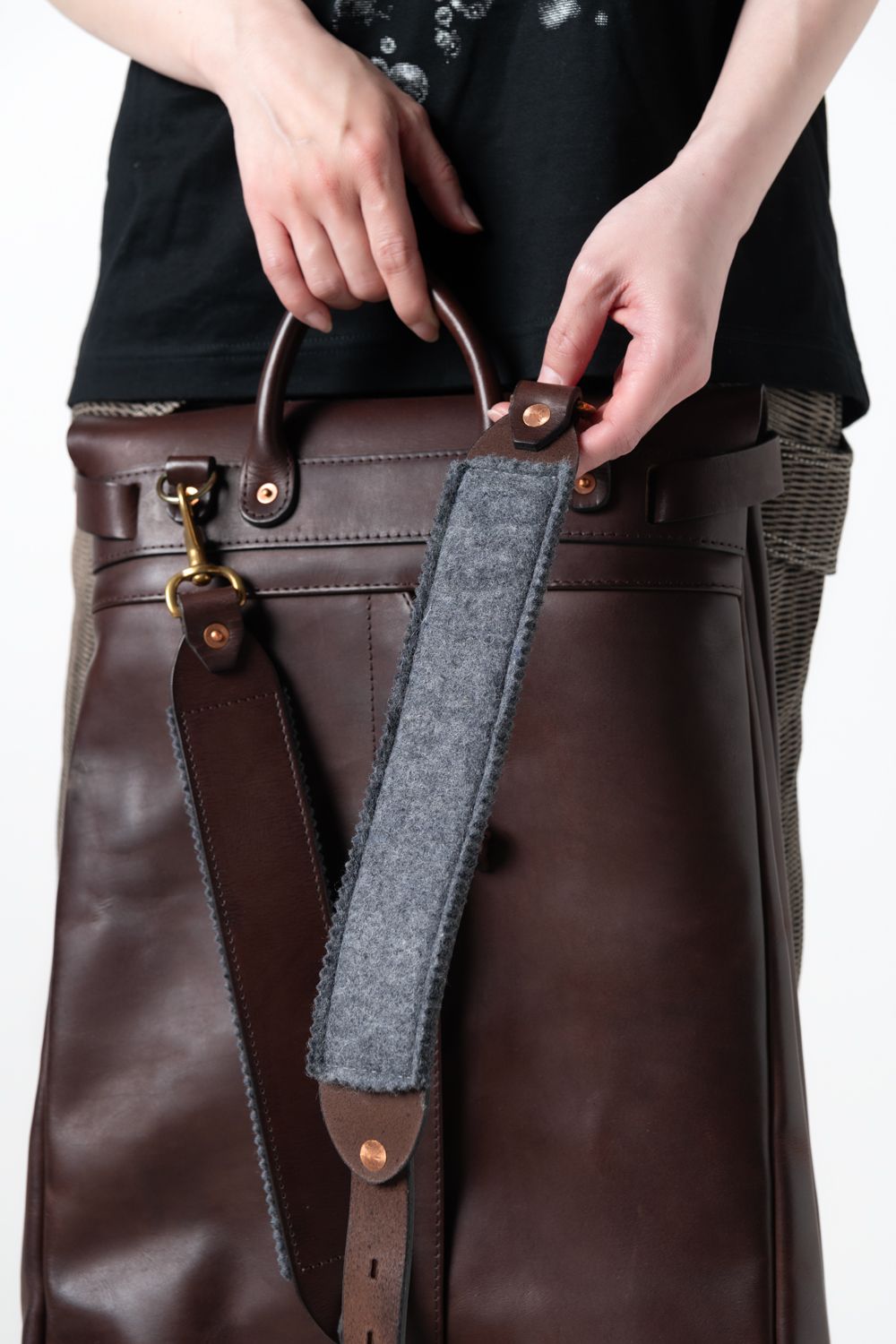 【26SS】LEATHER VOYOGE 2WAY RUCKSACK [BROWN] / レザーリュックサック (2WAY) [ブラウン]