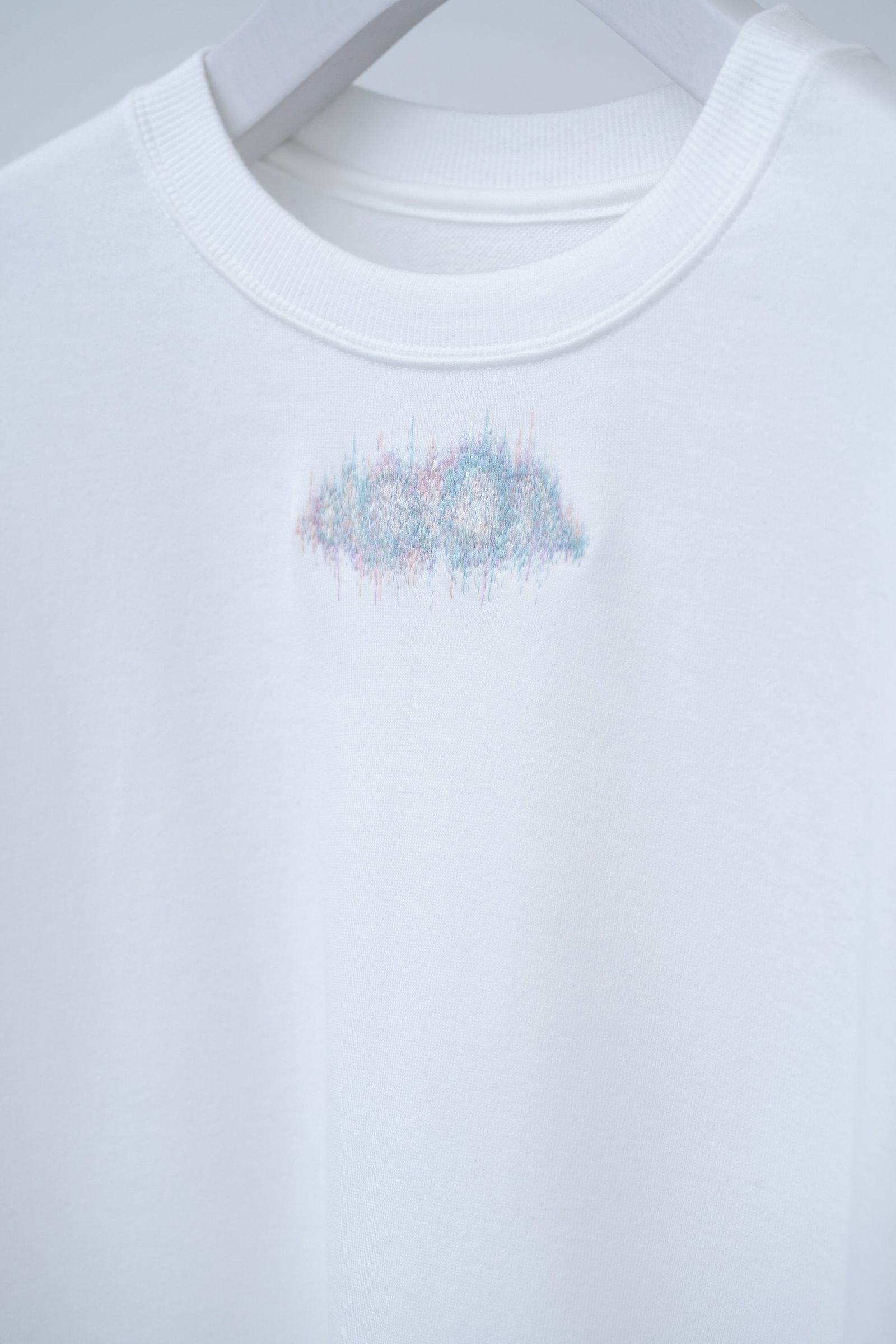 Winker Embroidery Sweat Shirt [white]