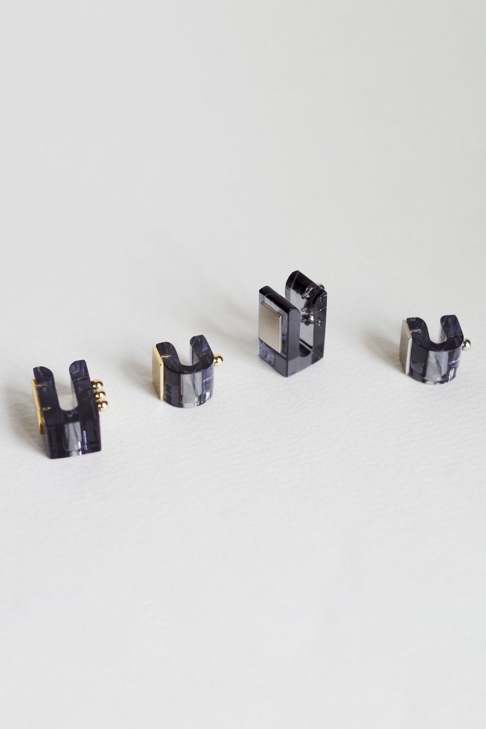【限定】Gray "U/2" G / グレー 2ブンノユー ゴールド