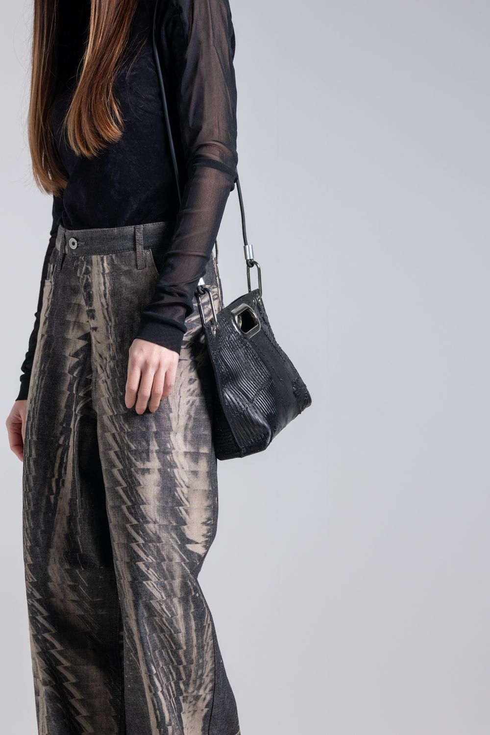 【ラスト1点】壁クラッチ／ショルダー M [ブラック] / w25-03-bk