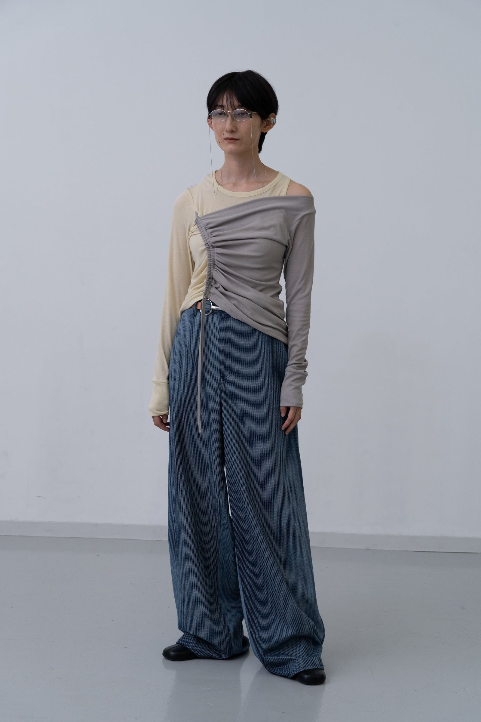 Equil Tank [yellow-grey]
