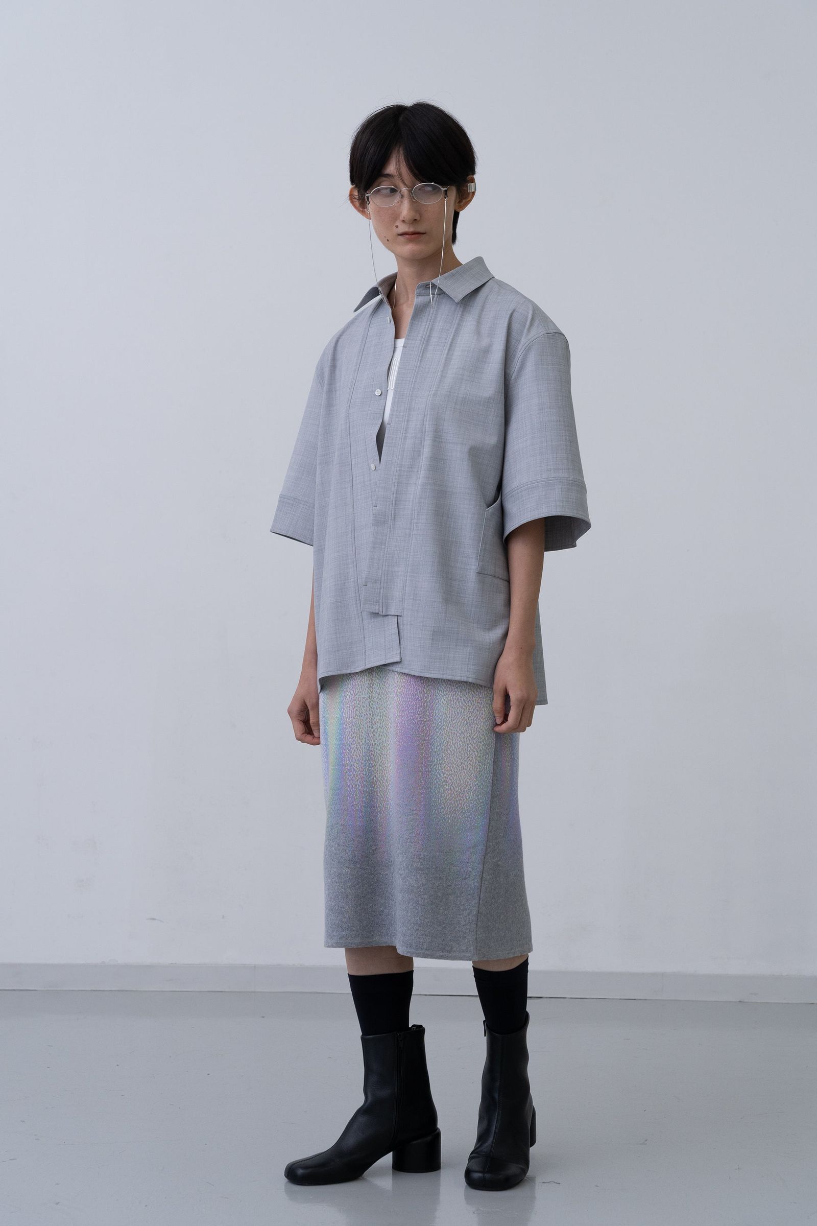 Tri Front Shirt [grey]
