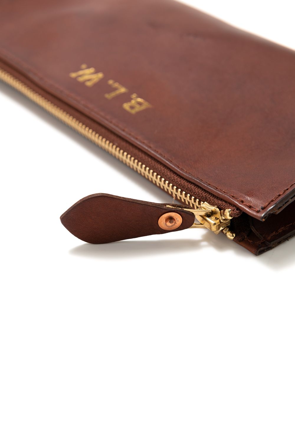 【25SS】LEATHER WANDER POUCH【B.L.W.】/ CAMEL | マチ付きレザーポーチ / キャメル
