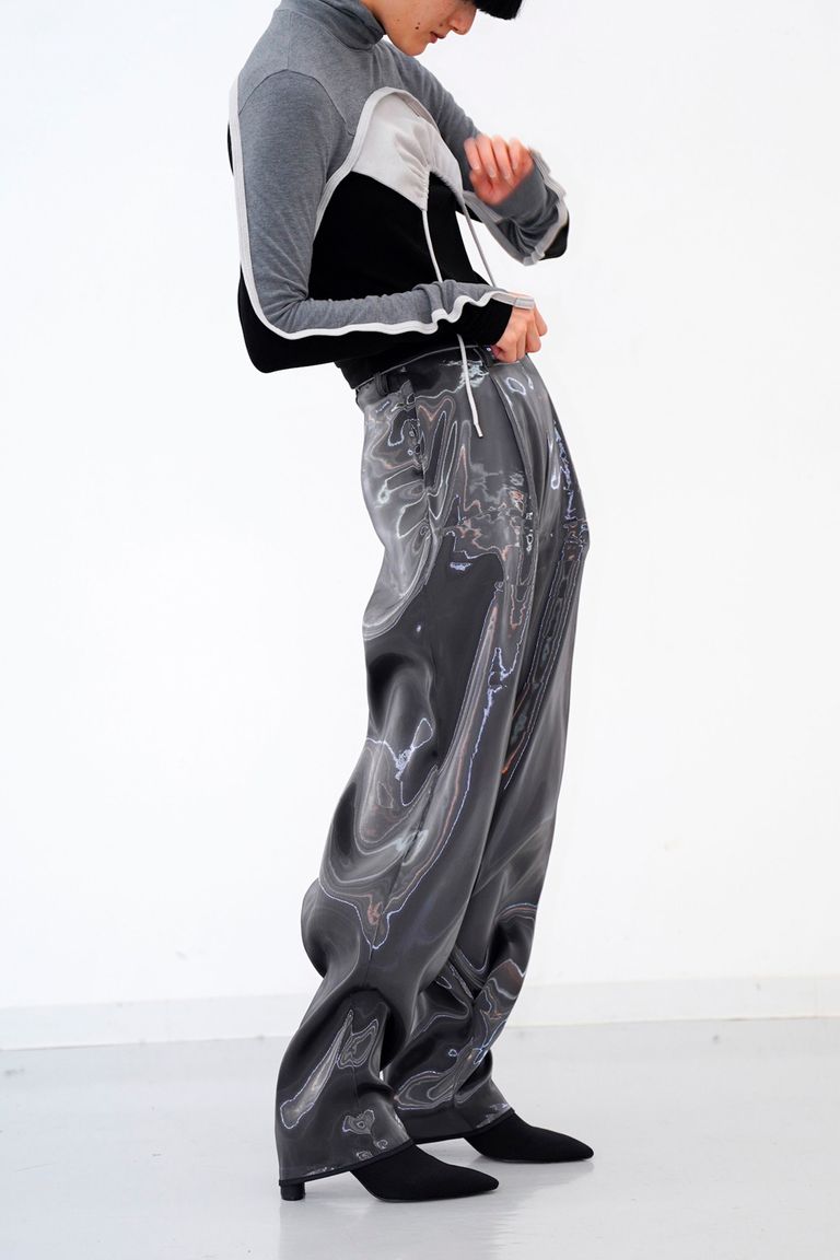 HATRA - 【23AW】Liquid Shape Trousers [black] - リキッドシェイプ 