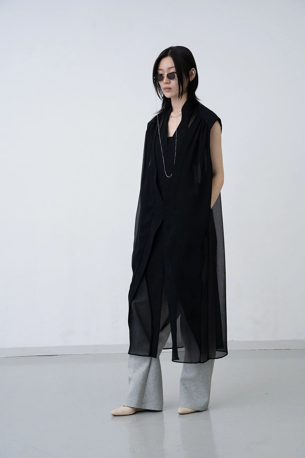 【26AW / 予約受付中】Winker Sheer Gown [black] - ウィンカーシアーガウン [ブラック] / FW26RO02