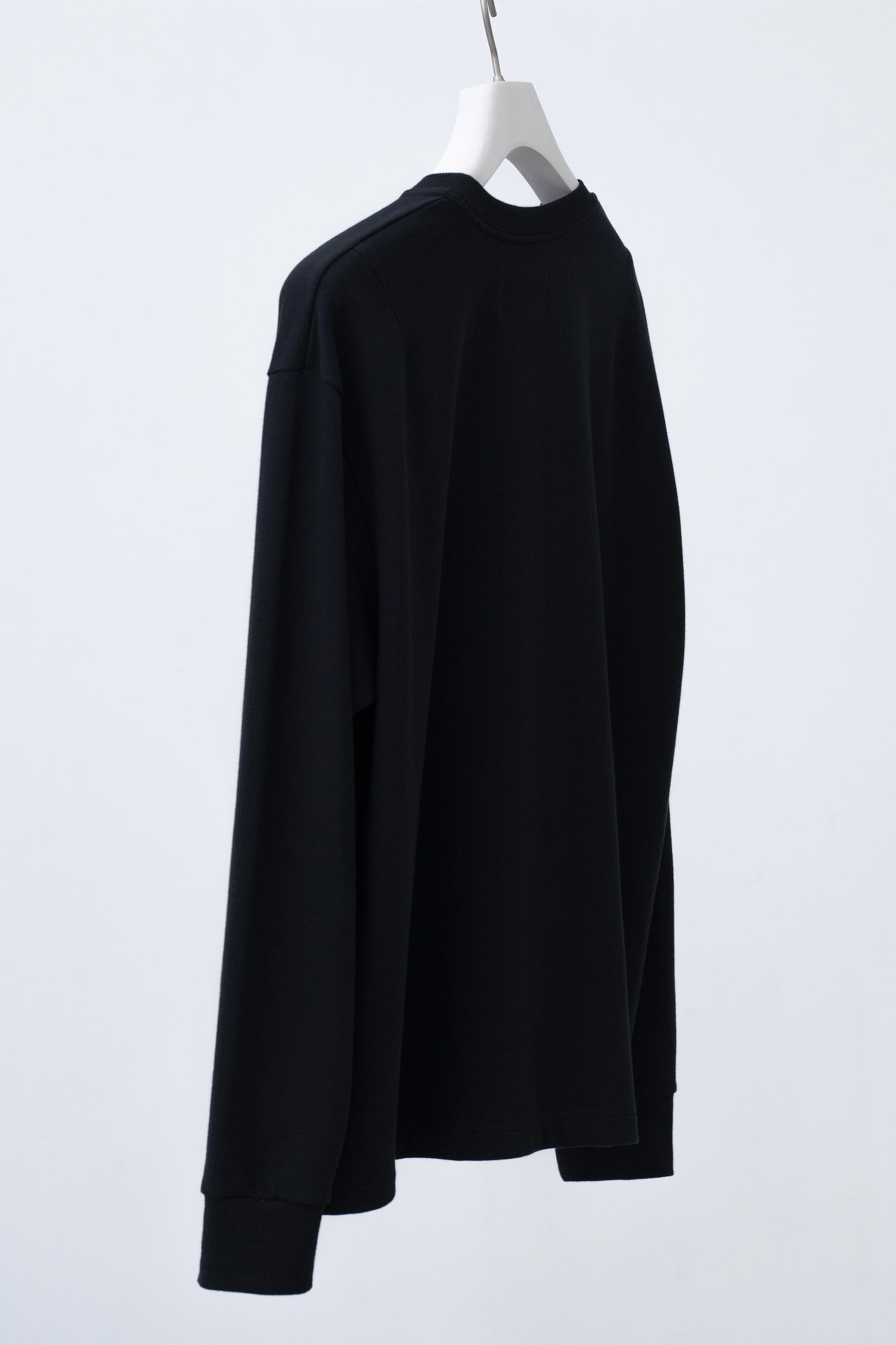 Winker Embroidery Sweat Shirt [black]