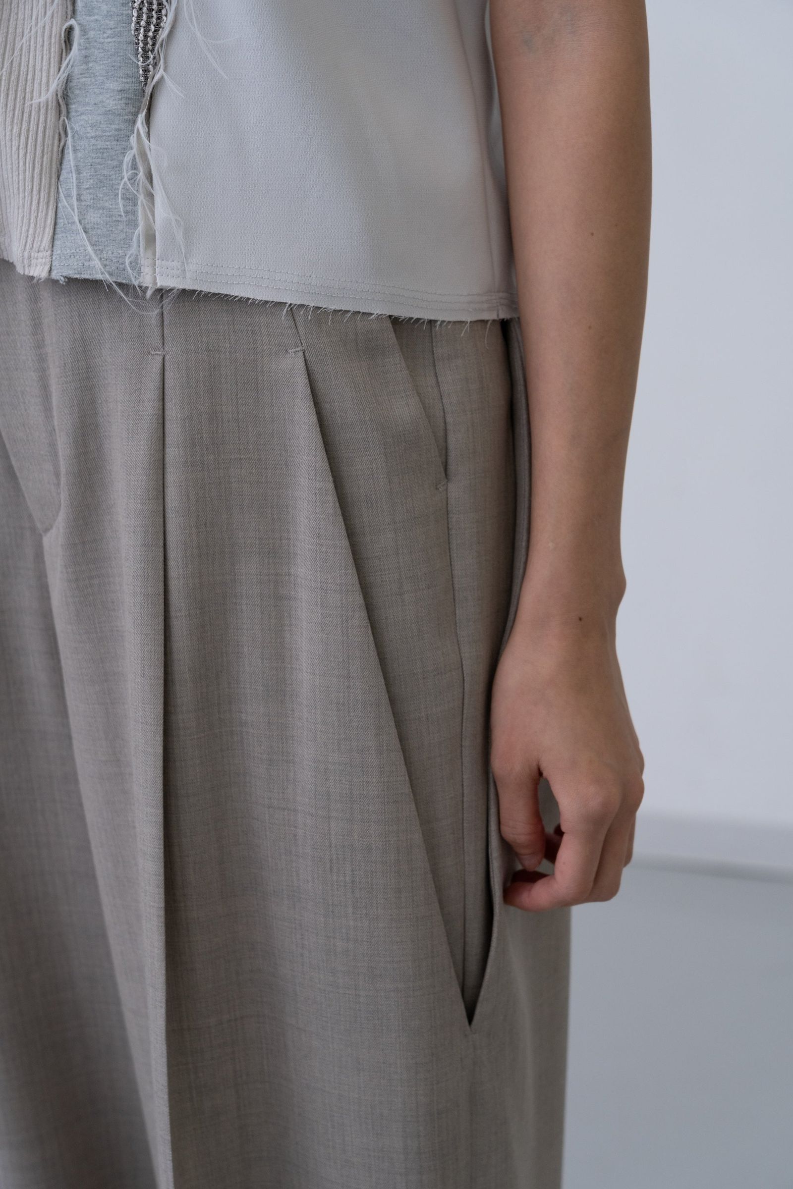 Layhak Sway Trousers [beige]
