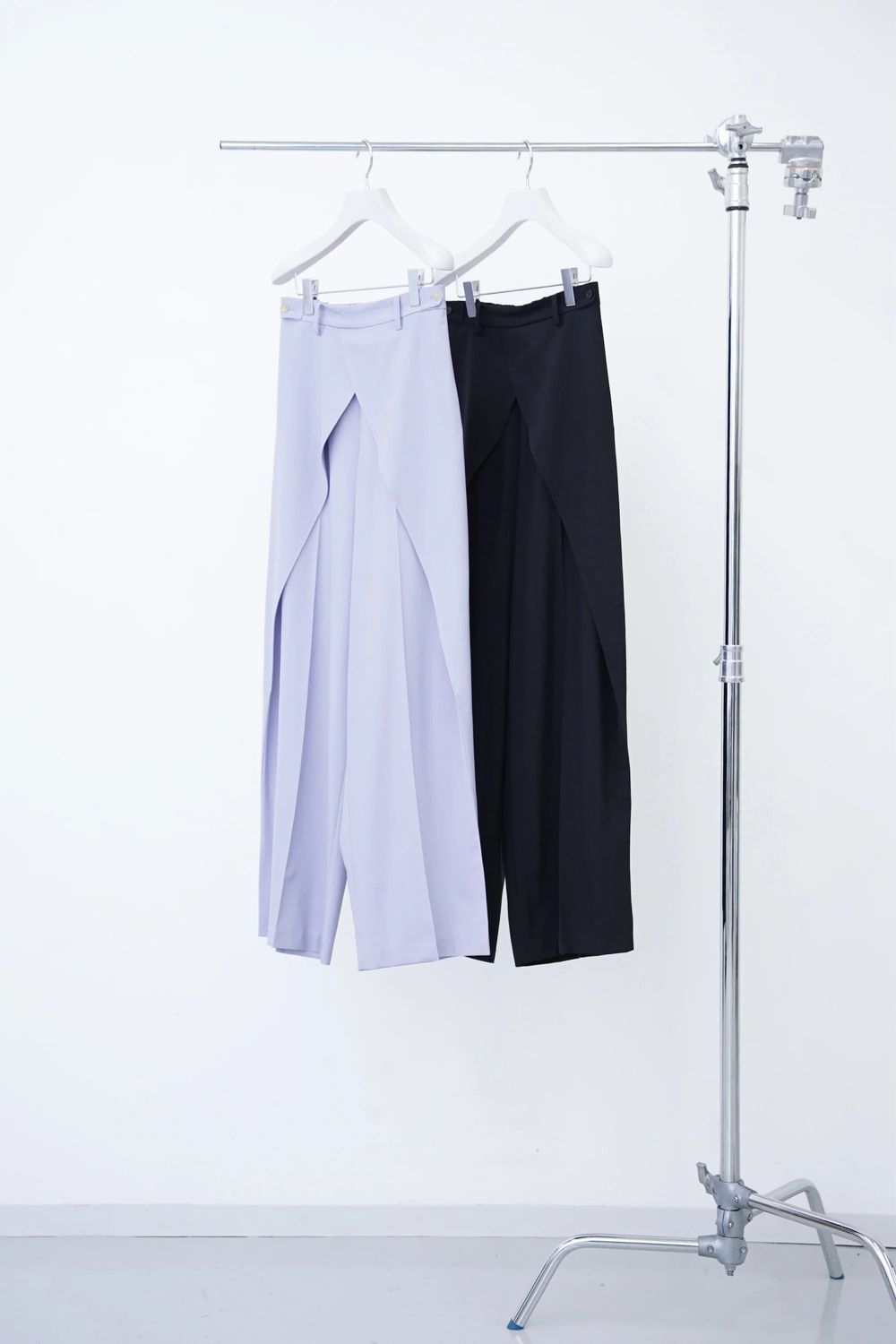 【26SS / 予約受付中】Dia Tailored Trousers [black] - ディアテーラードトラウザーズ [ブラック] / SS24BT01